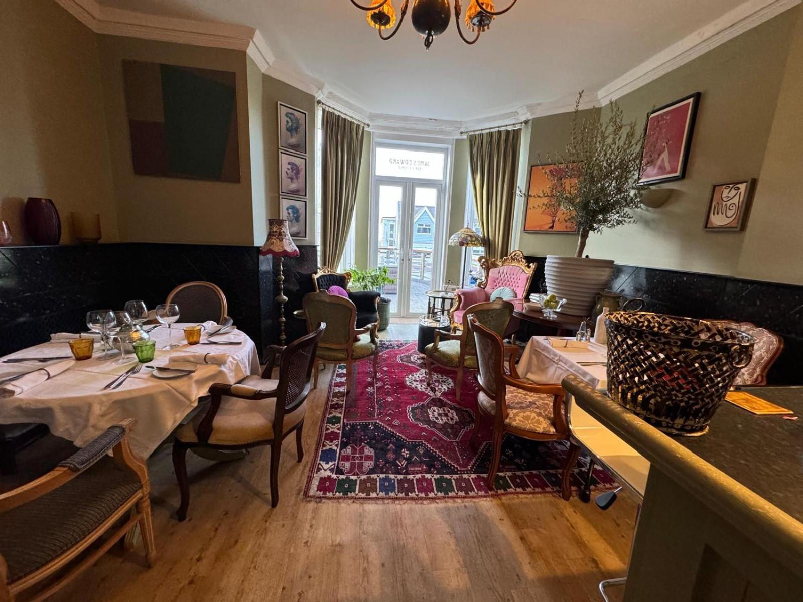 The White House Hotel New Quay エクステリア 写真